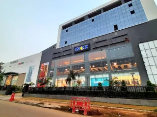 dn regalia mall