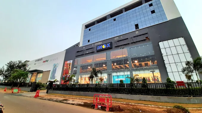 DN Regalia Mall